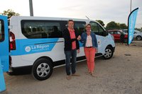 Réception officielle du minibus de la Région