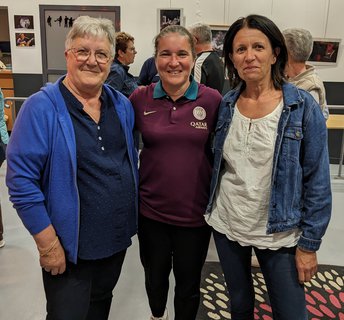 L'ACADÉMIE PRESENTE A 